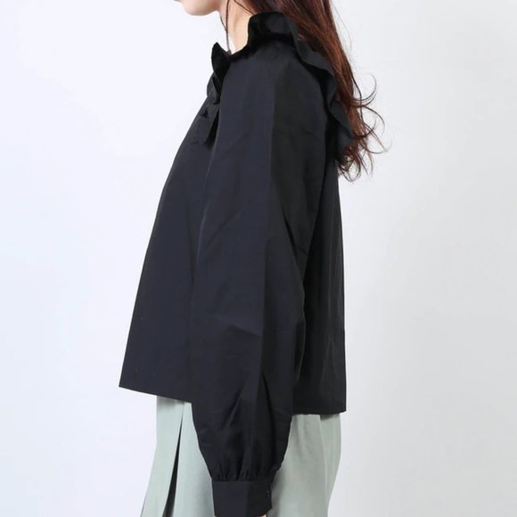 W♥C / Wego Japan white ruffle blouse - Picture 6 of 9